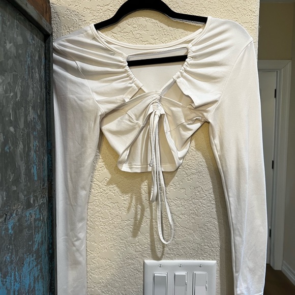 Shein White Open Back Top Size S - Picture 2 of 2